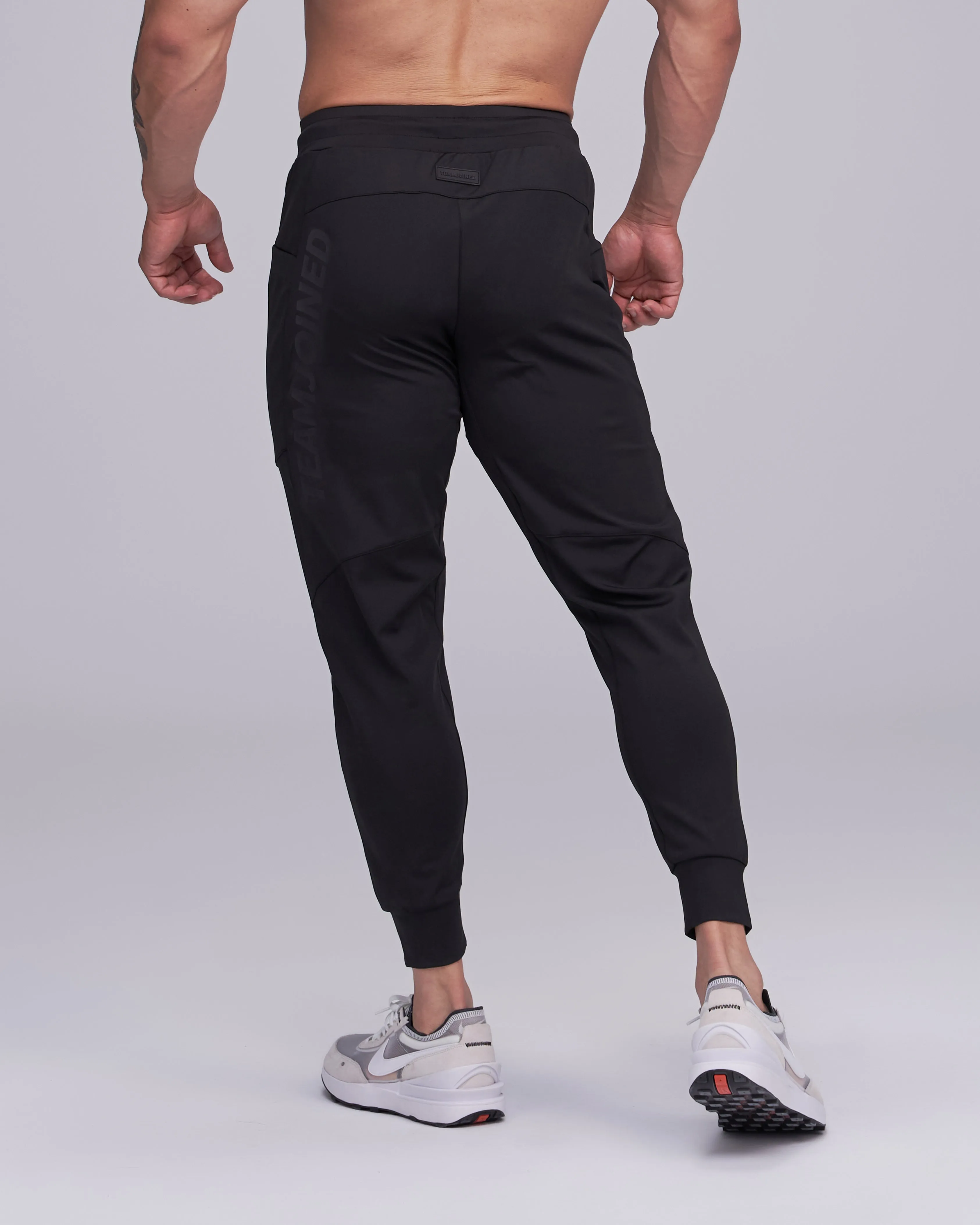 Adapt Logo Performance Joggers