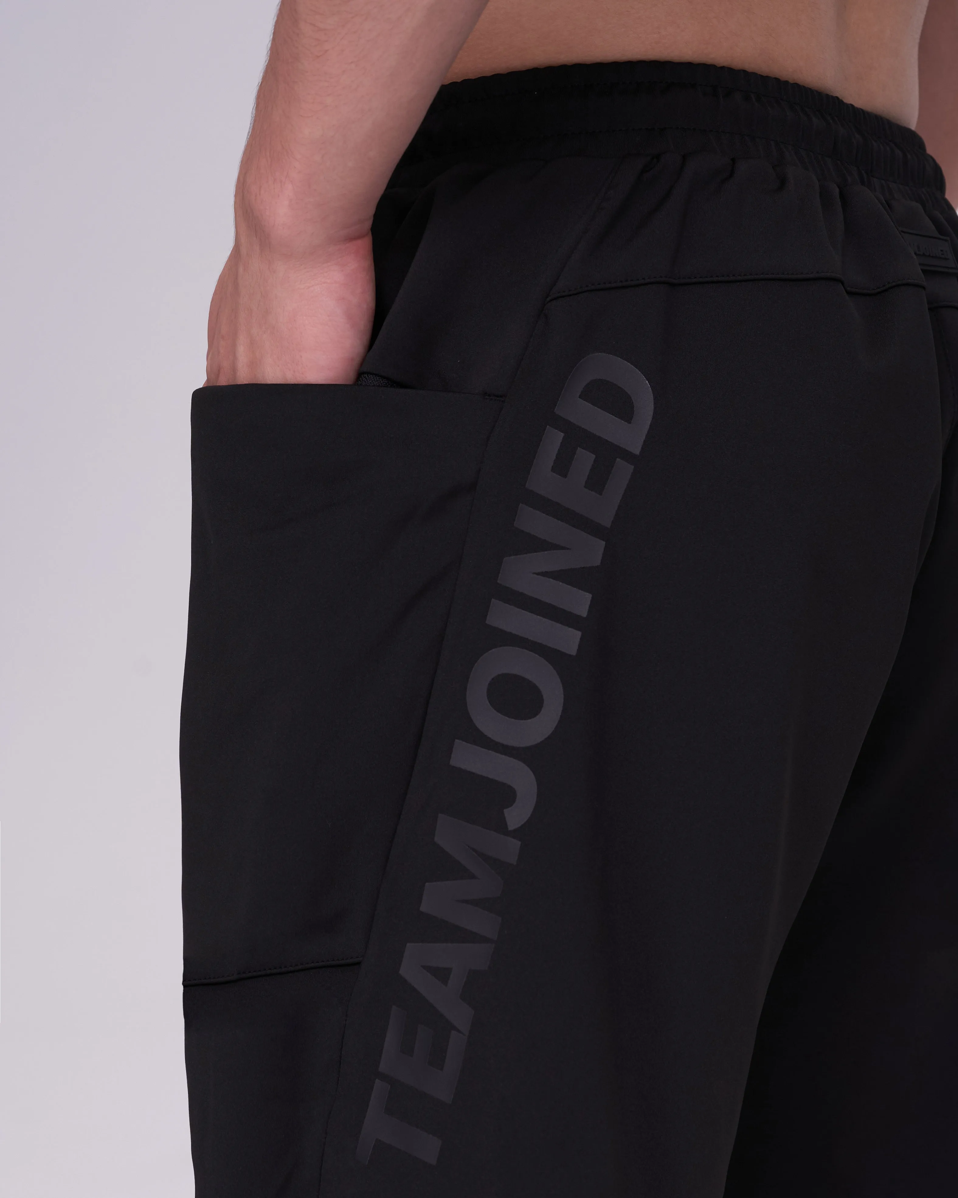 Adapt Logo Performance Joggers