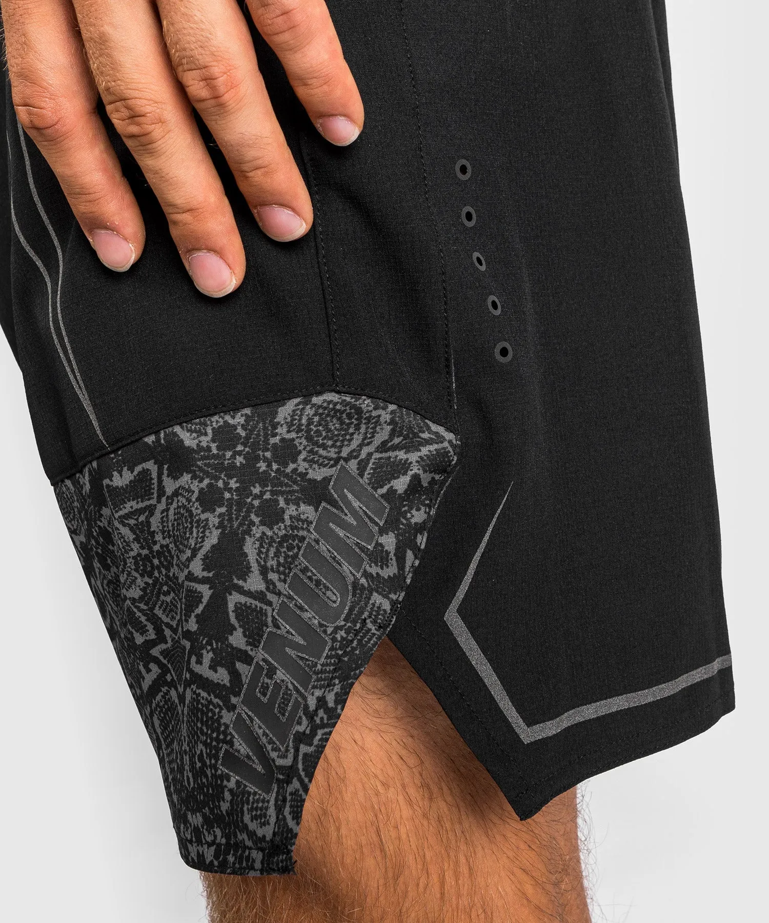 Fightshorts Reflective Light 4.0 Venum - Black/Black