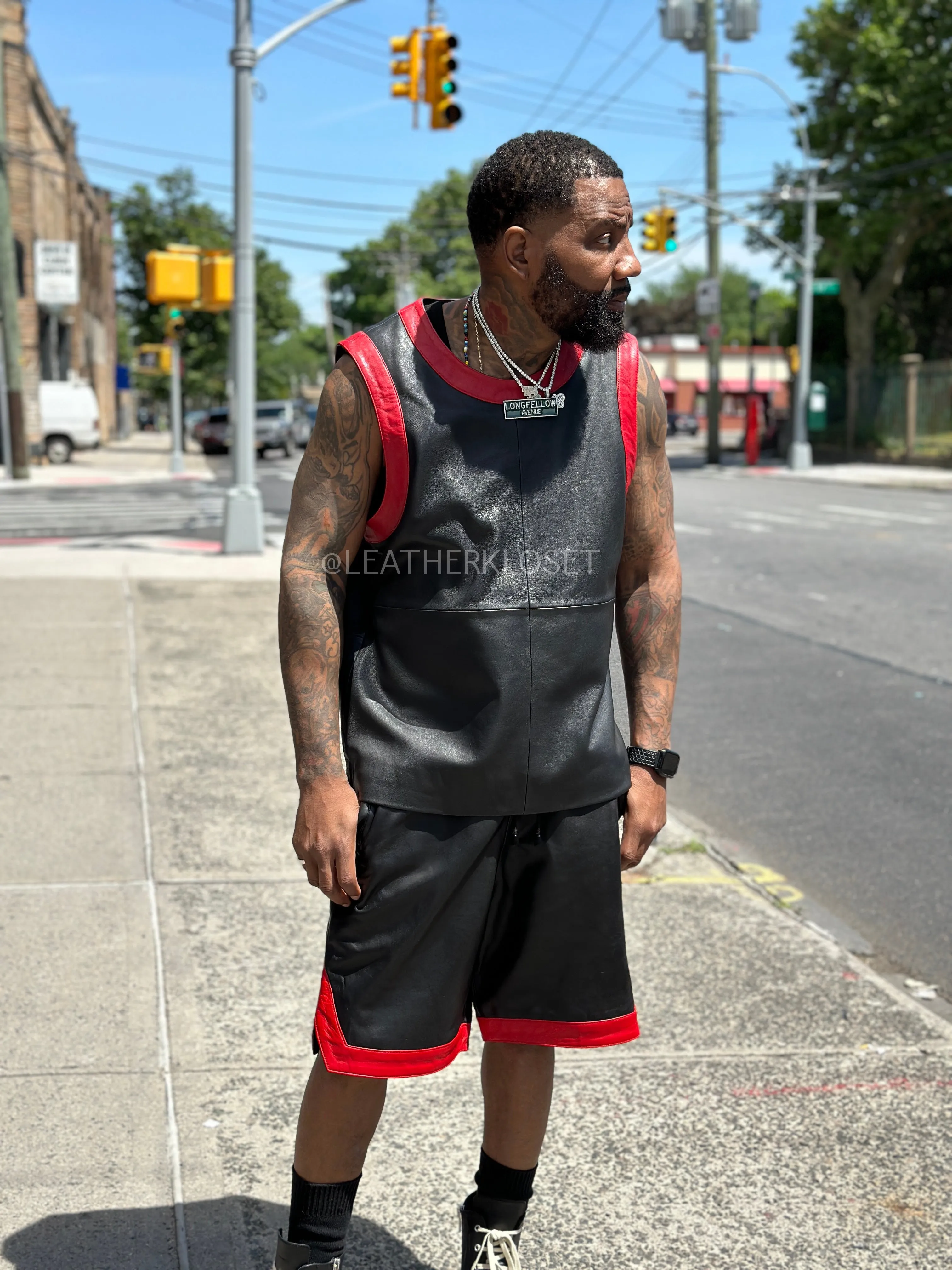 Men's Crossover Leather Basketball Jersey And Shorts [Black/Red]