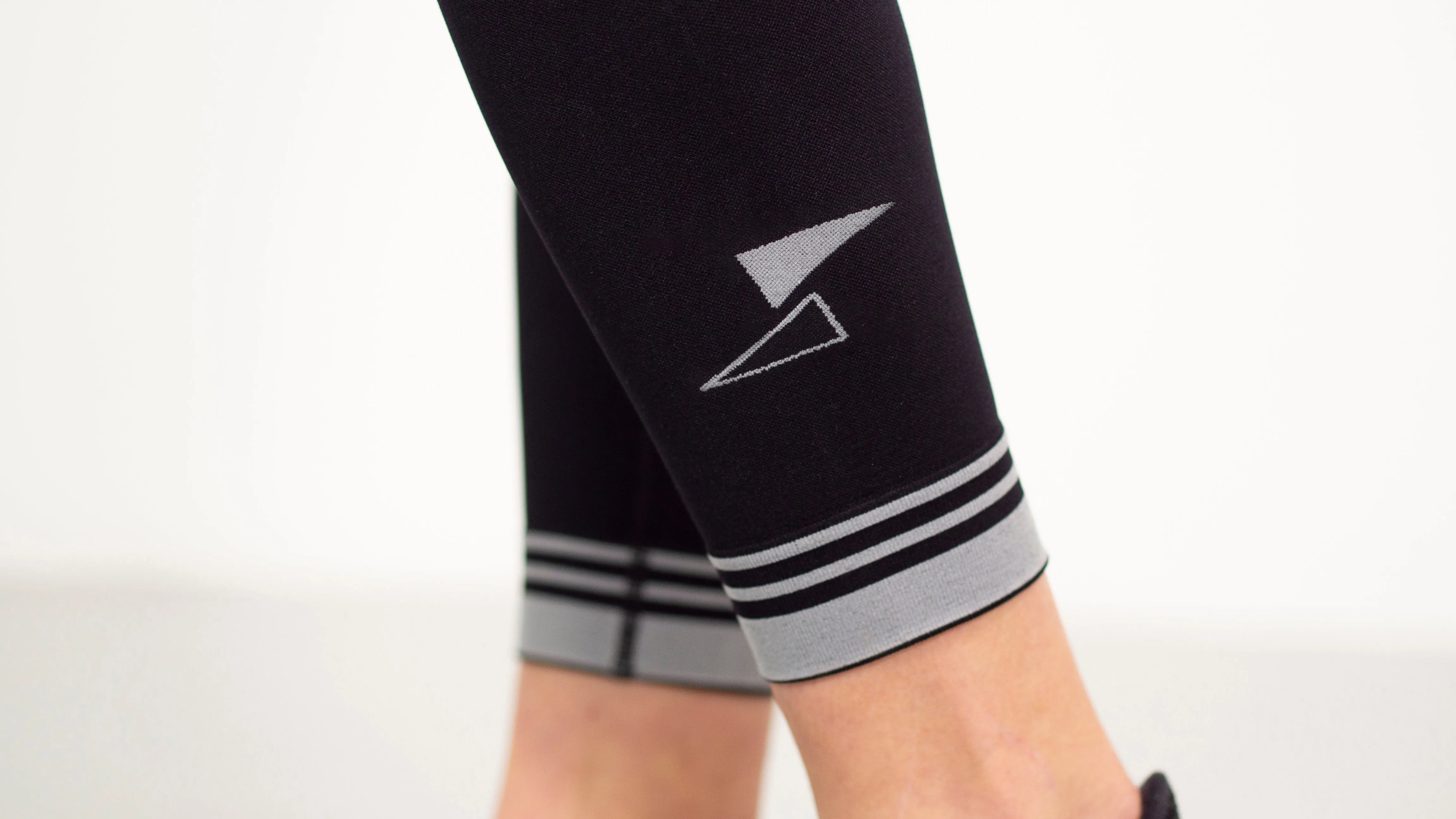 Postpartum Recovery Leggings - CORETECH™ SupaCore Vixen 7/8 Black